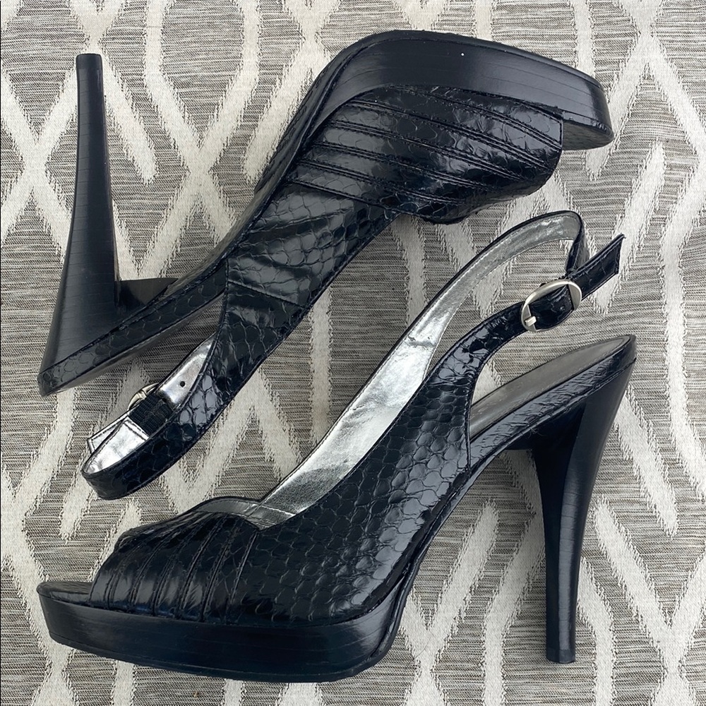 Calvin Klein Black Peep-Toe & Stiletto Heels Style: Dana Size: 6M